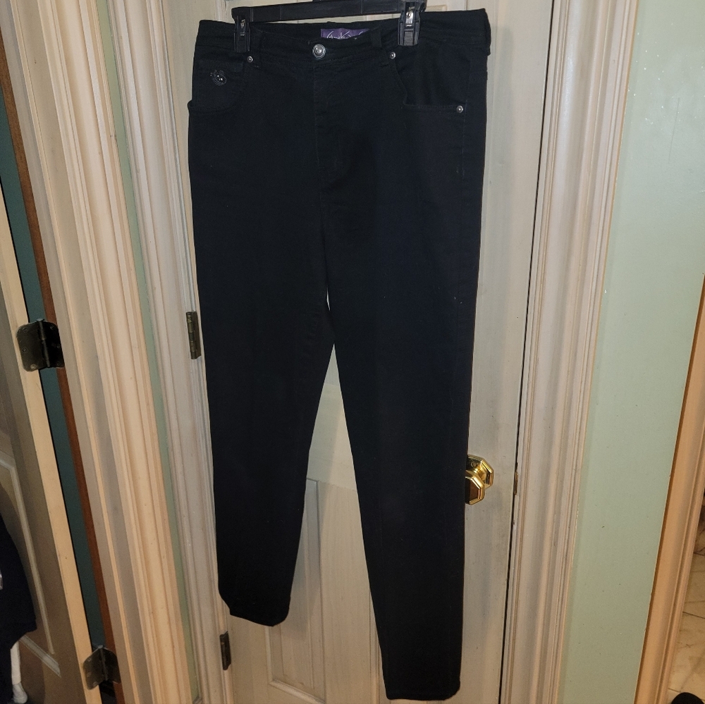 Misses Sz 16 Gloria Vanderbilt Amanda Black Embellished Jeans